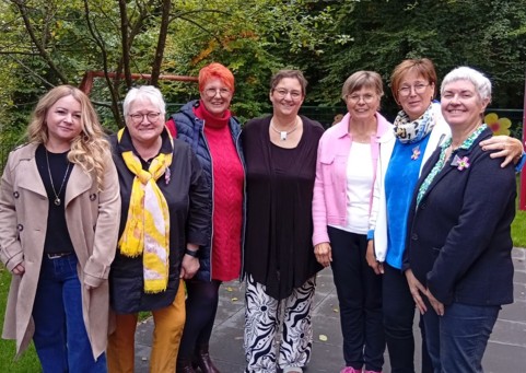 P. Mathea, B. Sturm, H. Lewis-Cronshage, U. Stockhausen, A. Sellmann, K. Köhler, P. Kemper